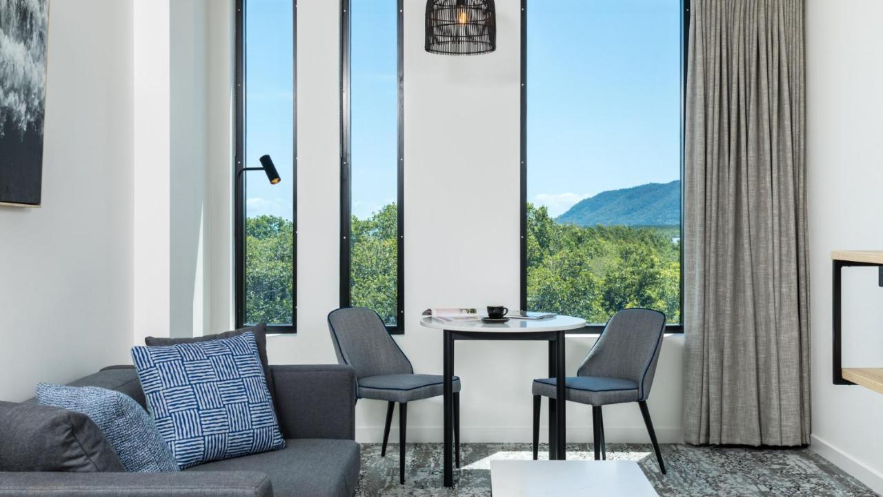 Oaks Cairns Hotel Екстер'єр фото