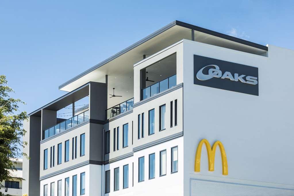 Oaks Cairns Hotel Екстер'єр фото
