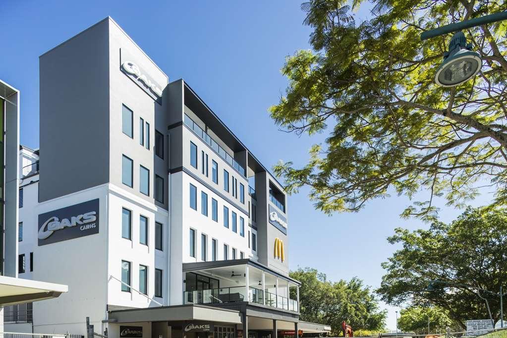 Oaks Cairns Hotel Екстер'єр фото
